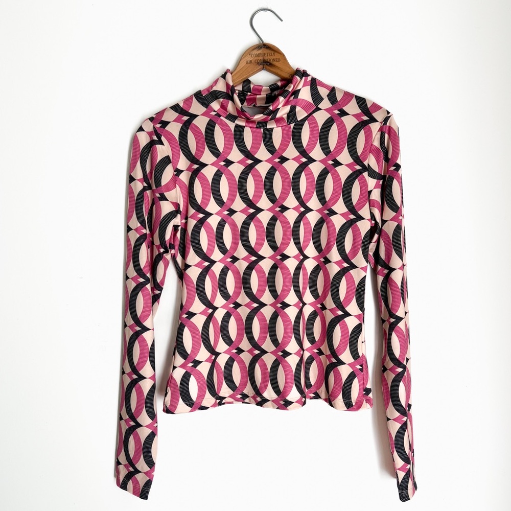 Host & Var Pink Pattern Mock Neck Top